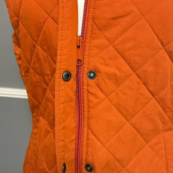 L.L. Bean Woman’s Quilted Vest, Corduroy Burnt Orange, Black Collar - Picture 7 of 11